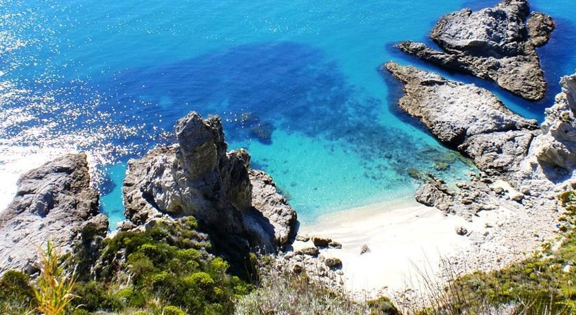 Gullo Capo Vaticano ริกาดี ภายนอก รูปภาพ