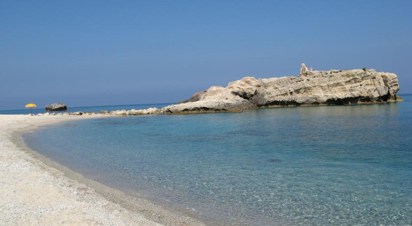 Gullo Capo Vaticano ริกาดี ภายนอก รูปภาพ